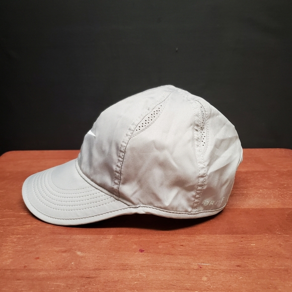 NIKE Featherlight Dri-Fit Running Athletic Cap Hat UNISEX - Picture 3 of 8
